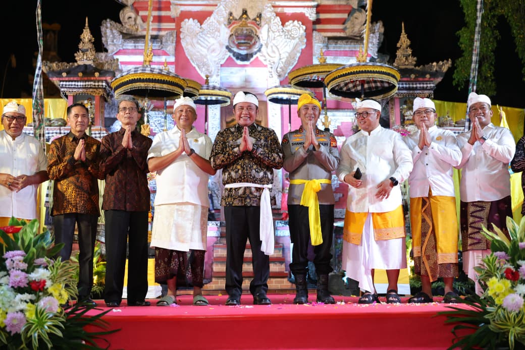 *Pilar Kamtibmas Nasional Kapolda Sumsel Perkuat Narasi Toleransi Malam Dharma Sakti*