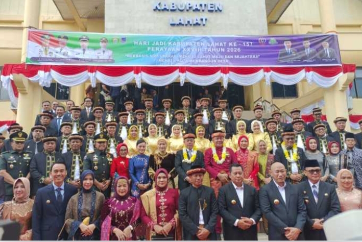 *Sidang Paripurna DPRD Kabupaten Lahat, Dalam Rangka HUT Ke-157 Kab.Lahat,Tingkatkan SDM Maju*